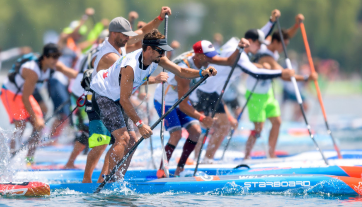 Paddlers competing at Nathan Benderson Park